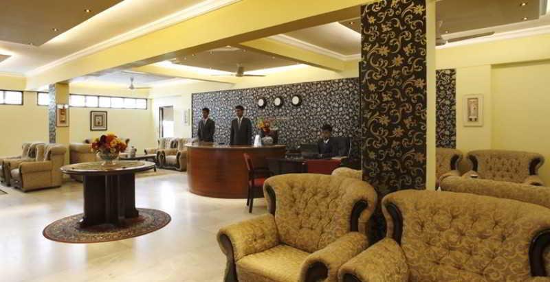 Genx Banjara Hill 1589 Hotel Haiderabad Buitenkant foto