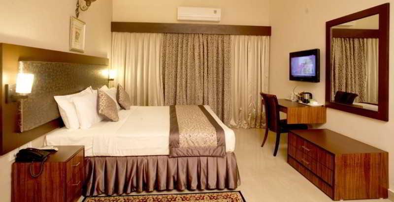 Genx Banjara Hill 1589 Hotel Haiderabad Buitenkant foto