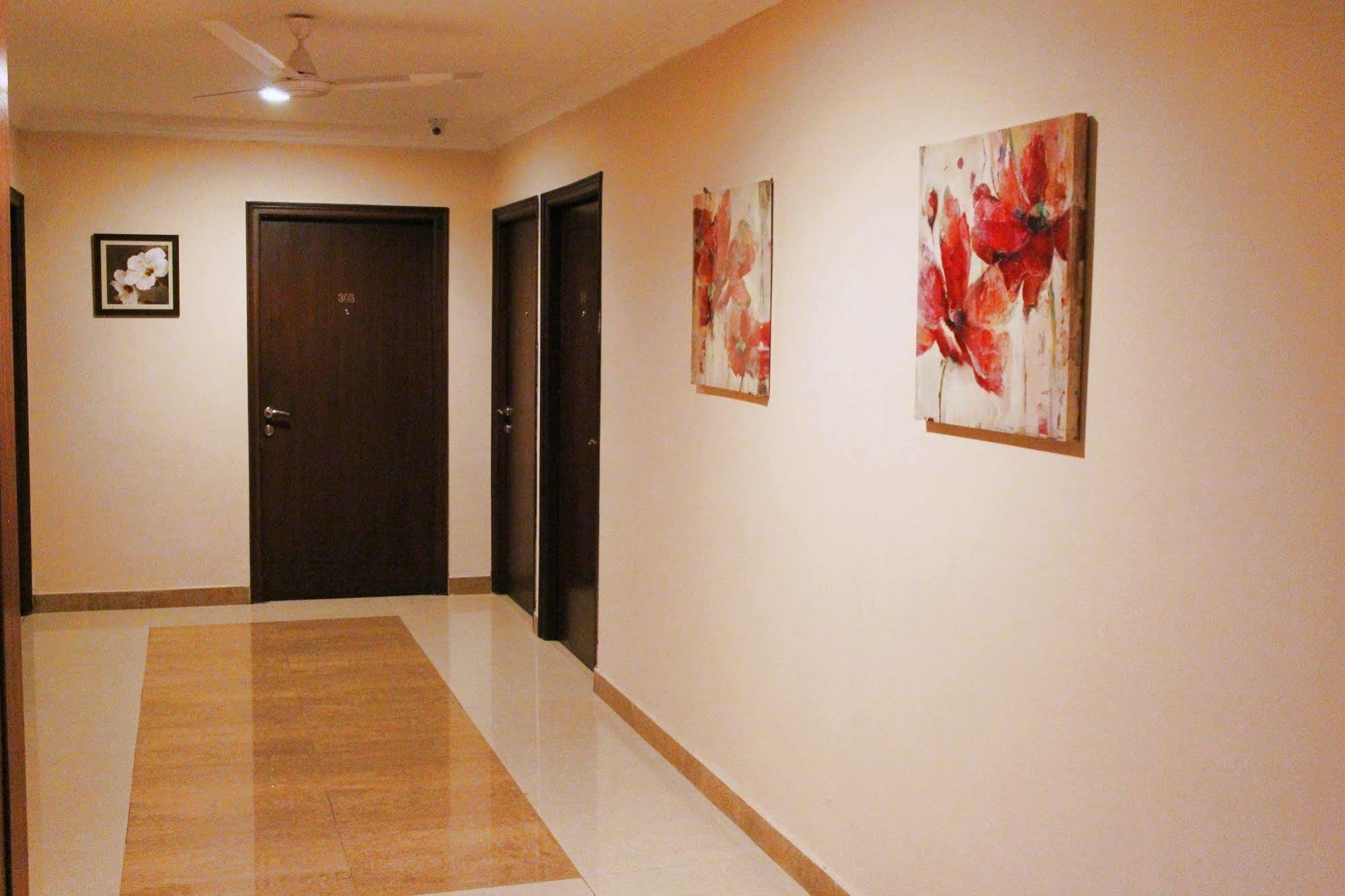 Genx Banjara Hill 1589 Hotel Haiderabad Buitenkant foto